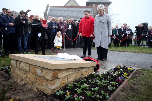 Patricia Shaw, granddaughter of Thomas Kenny VC lays a wreath. Picture: CHRIS BOOTH.