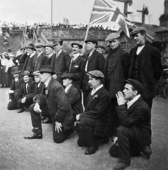 THE GREAT WAR: Volunteers being sent off to war from Great Ayton station in 1914