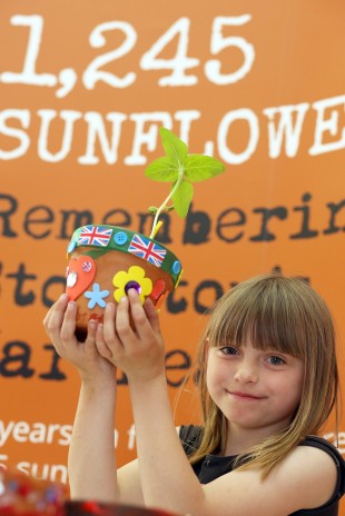 Tia Paylor, seven, from Eaglescliffe, who's going to grow her sunflower in her Dad's garden. Picture: Dave Charnley
